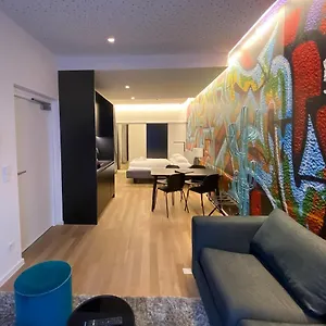 Lejlighedshotel Blackhome I Contactless Check-in, Graz