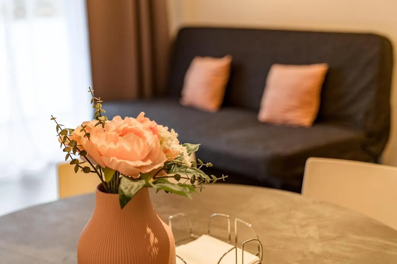Aparthotel Apstay Eggenberg I Self Check-In I Parking Option Graz Oostenrijk
